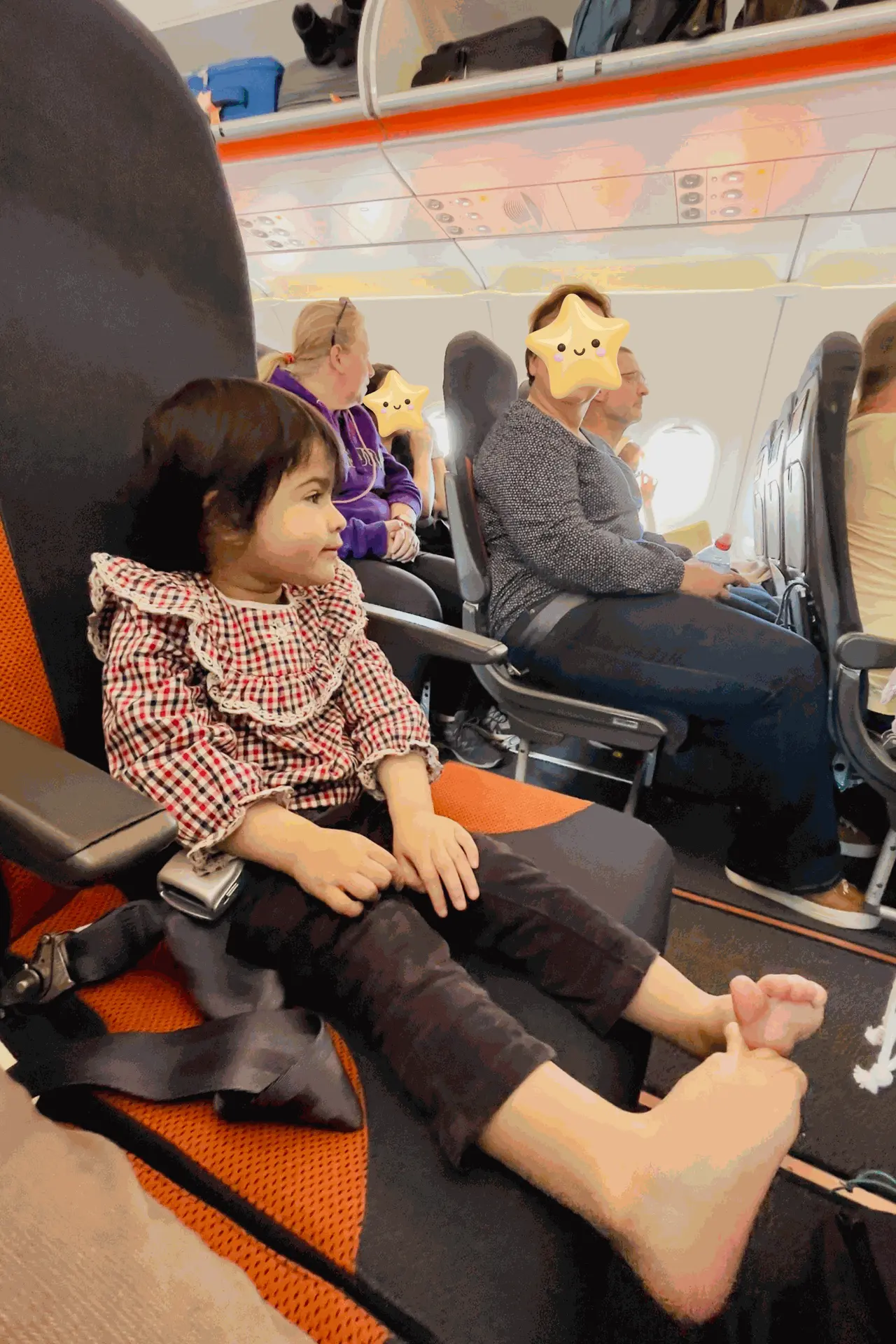 Bébé assis dans un siège d&#39;avion