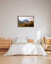 Glencoe_vallee_fleur_jaune_montagne_scotland_toile_cadre_5_chambre_osier.webp