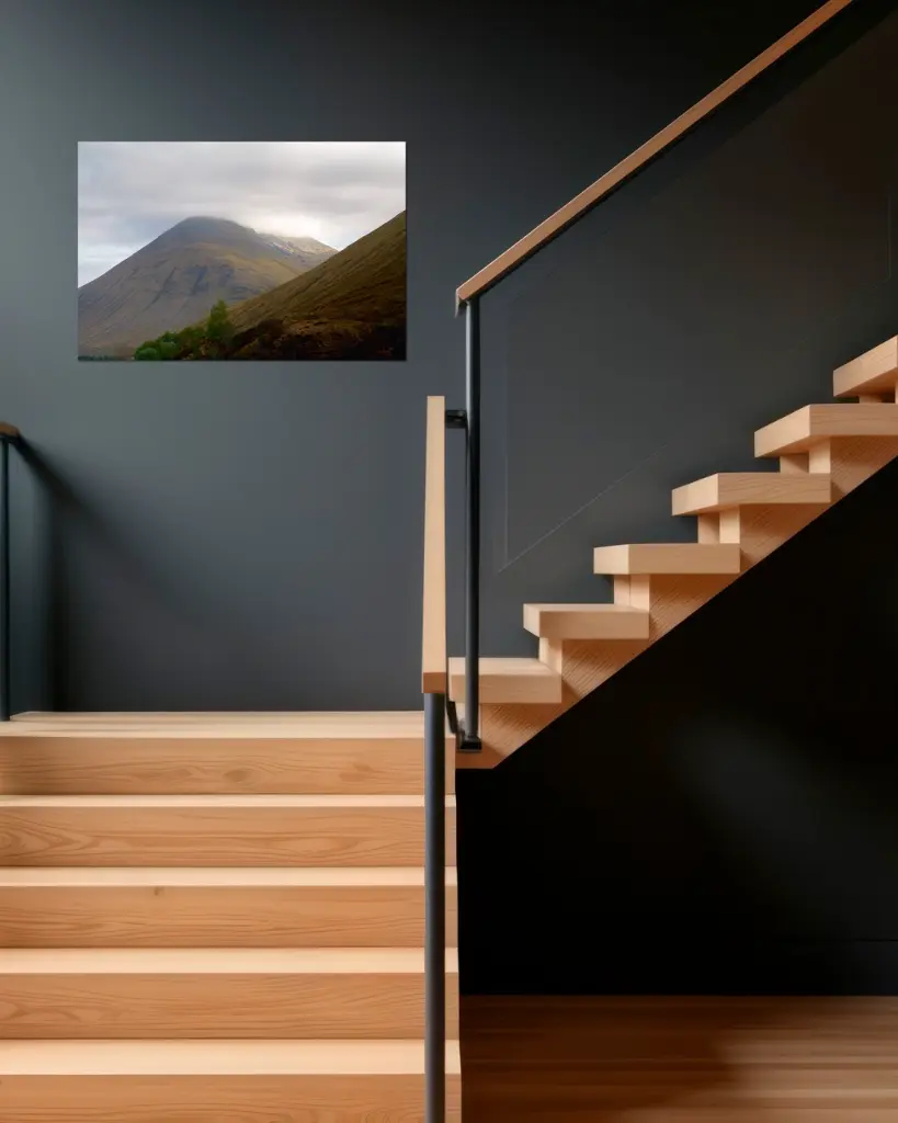 Loch_lomond_scotland_brume_matin_aluminium_5_escalier_bois_moderne.webp
