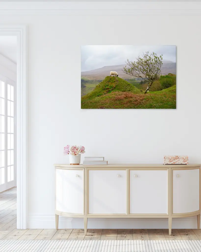 Fairy_glen_mouton_scotland_toile_simple_2_couloir_ancien.webp