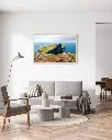 Neist_point_ocean_phare_scotland_poster_cadre_2_salon_gris_tissus_moderne.webp
