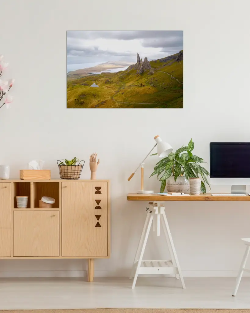 Old_man_storr_drone_fine art_4_bureau_atelier_maison.webp