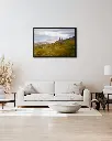 Old_man_storr_drone_toile_cadre_2_salon_beige_tissus_moderne.webp