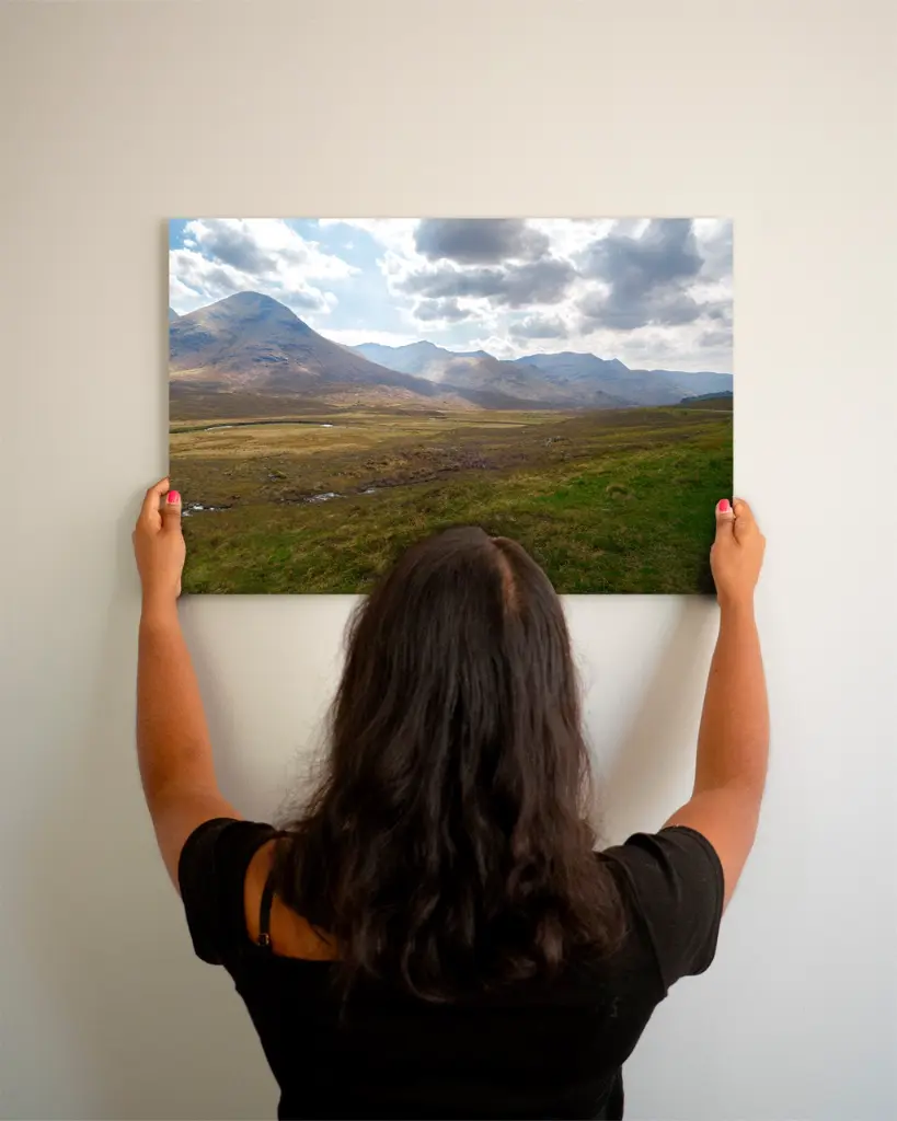 Eilean_donan_vallee_scotland_aluminium_3_femme_mur.webp