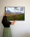 Eilean_donan_vallee_scotland_poster_cadre_3_femme_mur.webp