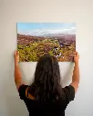 Quiraing_vallee_drone_scotland_aluminium_3_femme_mur.webp