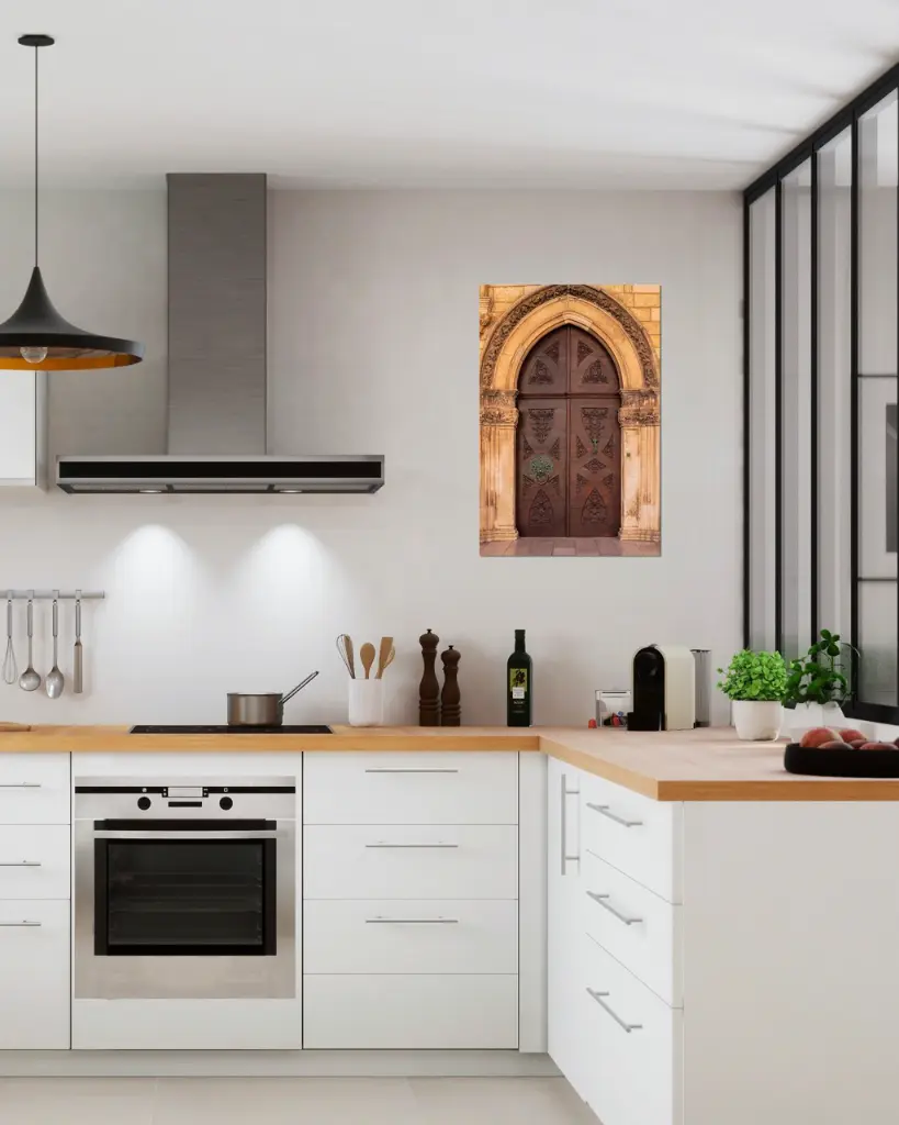 Porte_Dubrovnik_aluminium_4_encadre_cuisine_moderne_industriel.webp