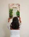 Porte_Penne d'Agenais_toile_femme_mur.webp