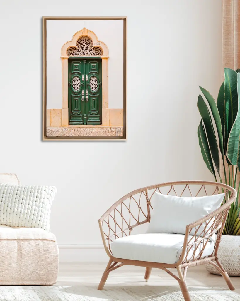 Porte_Verte_Estoi_toile_cadre_4_salon_osier.webp