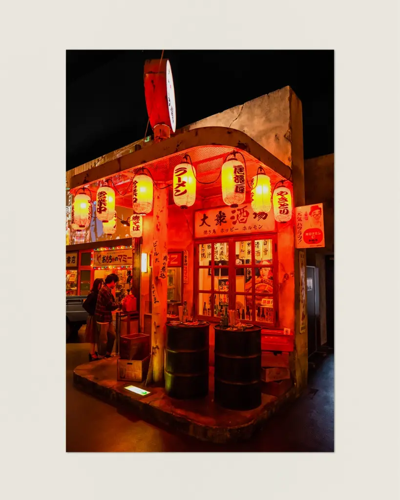 Restaurant_Retro_fine art_1.webp