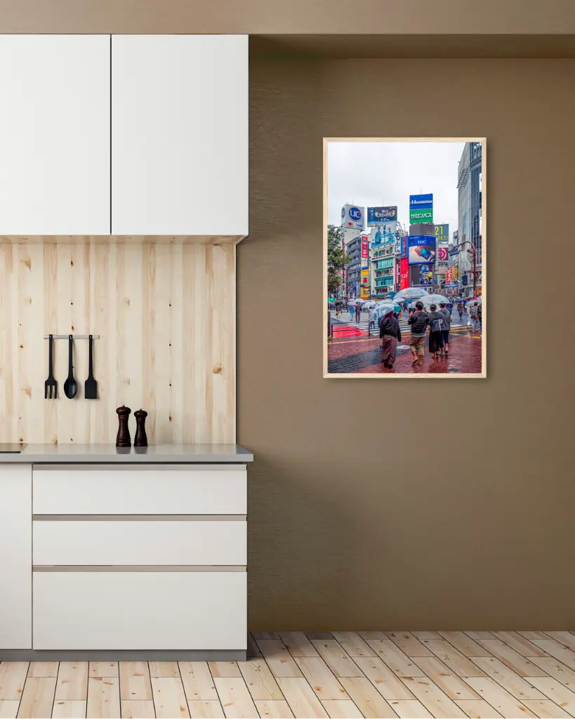 Shibuya_Crossing_Pluie_poster_cadre_4_cuisine_moderne.webp