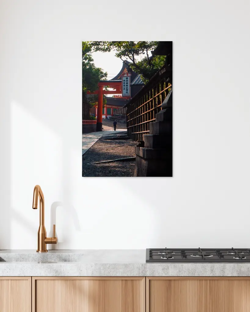 Temple_Inari_Kyoto_Papi_toile_simple_5_cuisine_scandinave_moderne.webp
