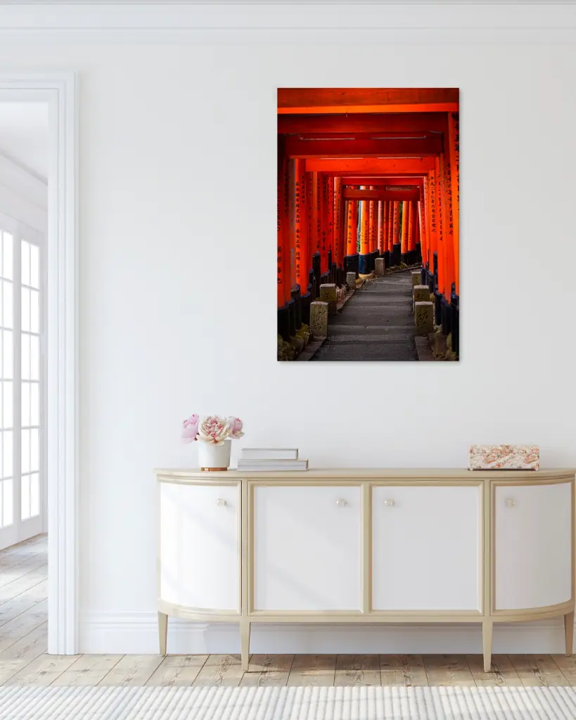 Torii_Temple_Inari_toile_simple_6_couloir_ancien.webp
