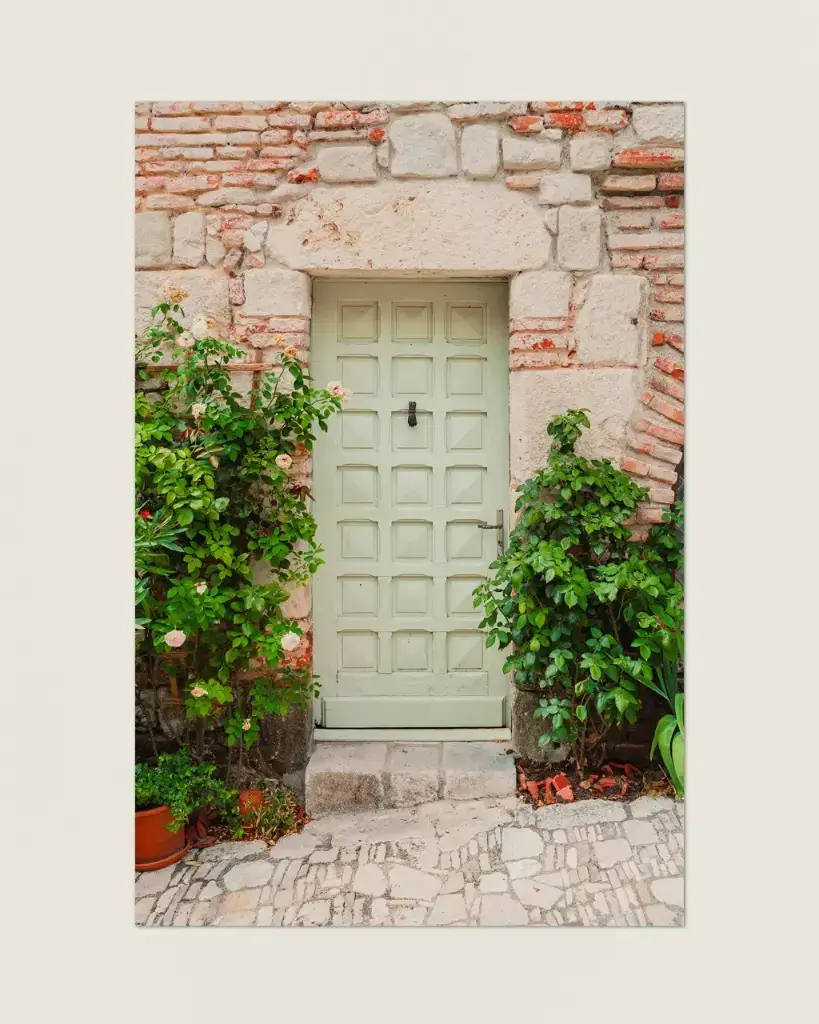 Porte vert pastel - Tirage d'art (21x29.7 cm - 8x12_).webp