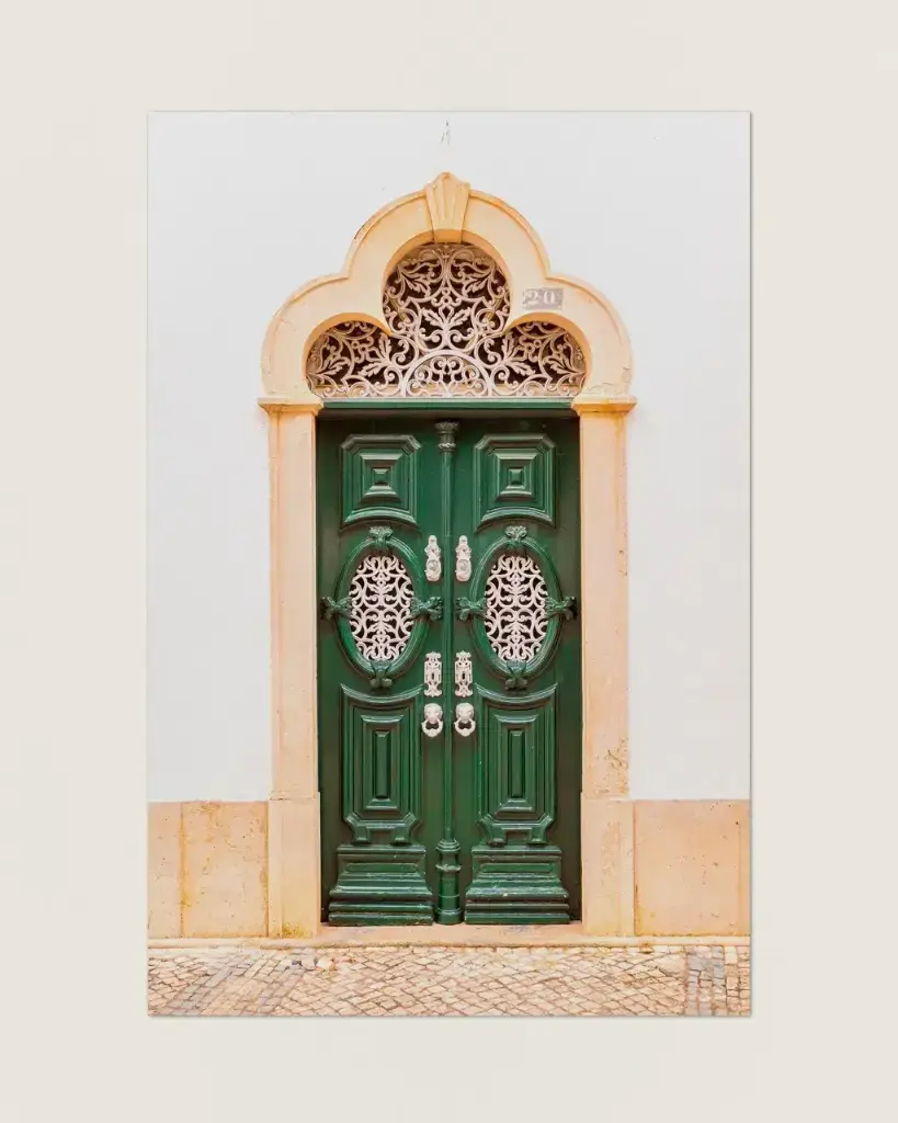 Porte verte au Portugal - Tirage d'art (21x29.7 cm - 8x12_).webp