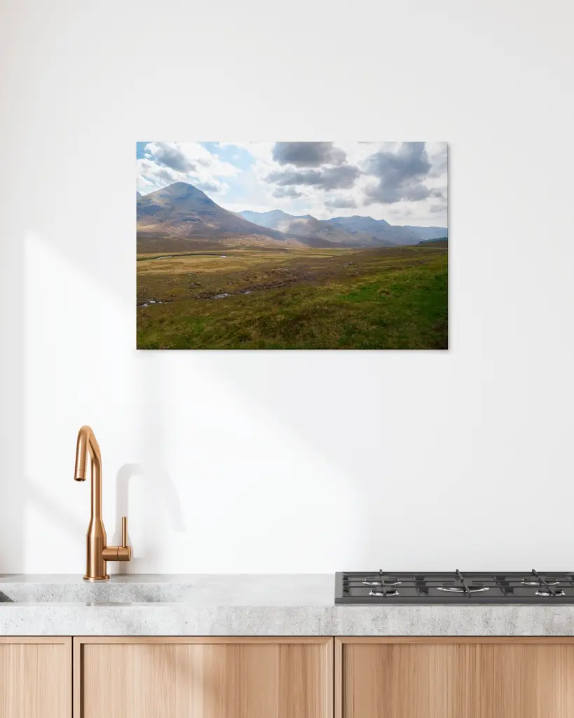Eilean_donan_vallee_scotland_toile_simple_4_cuisine_scandinave_moderne.webp