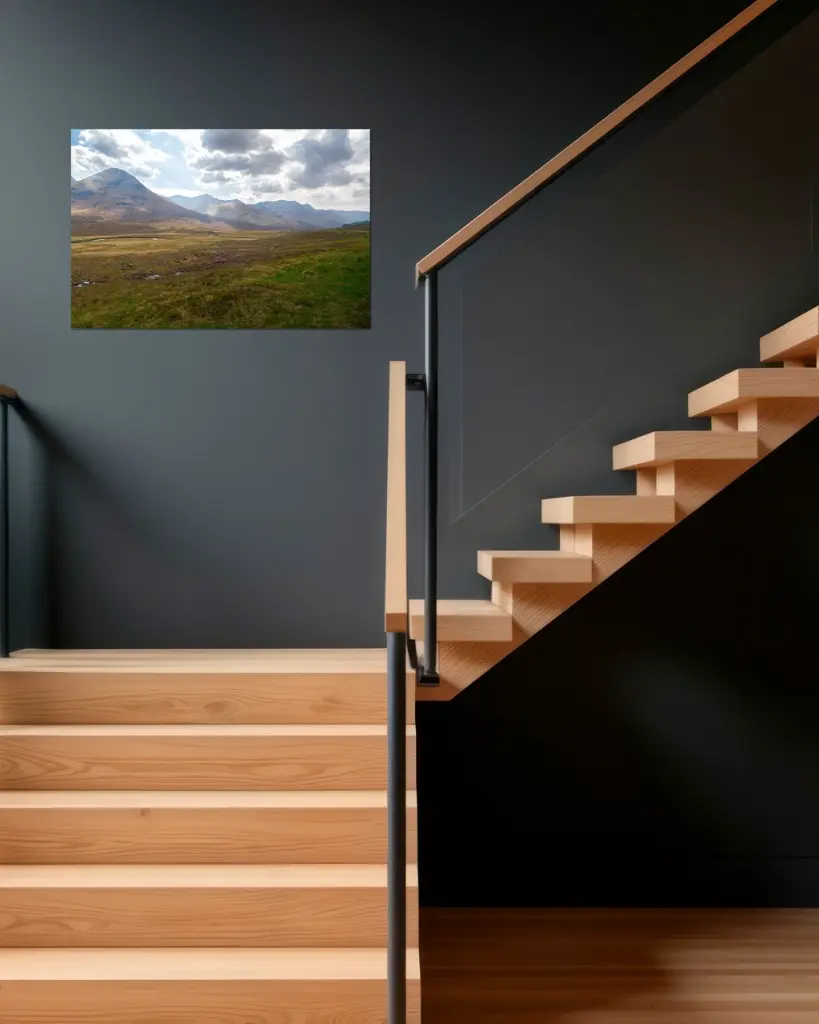 Eilean_donan_vallee_scotland_aluminium_4_escalier_bois_moderne.webp