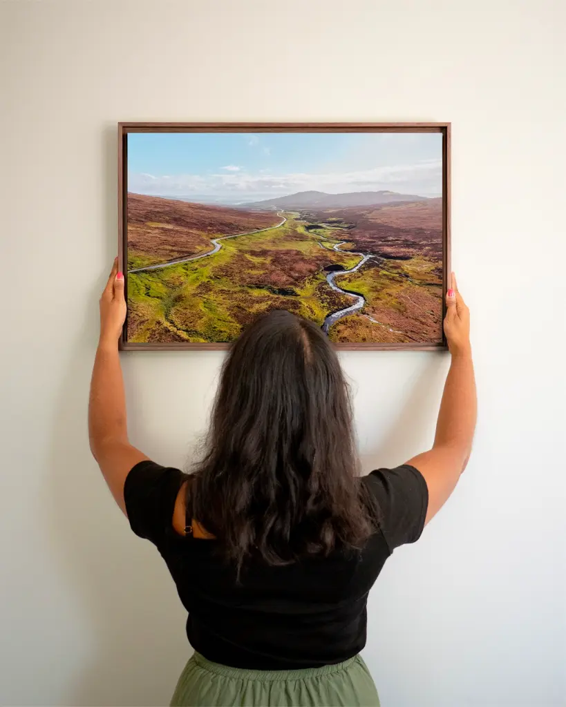 Quiraing_vallee_drone_scotland_toile_cadre_2_femme_mur.webp