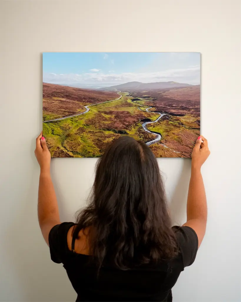 Quiraing_vallee_drone_scotland_toile_simple_2_femme_mur.webp