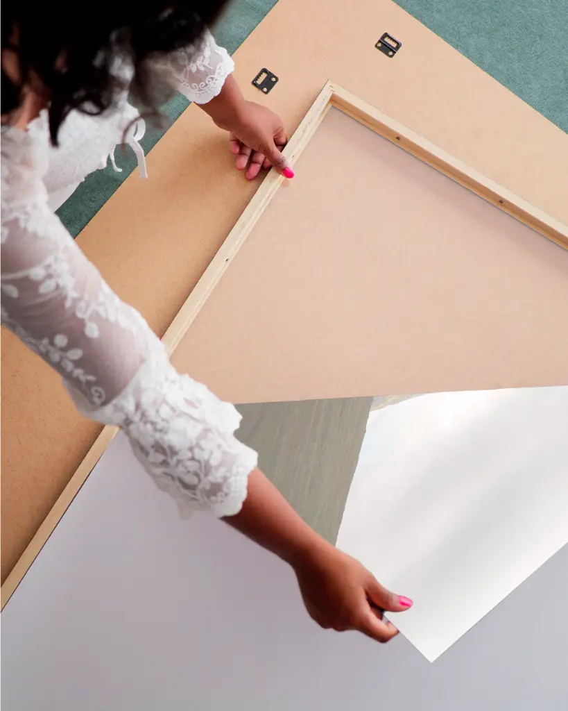 Loch_lomond_scotland_brume_matin_fine art_2_femme_cadre.webp