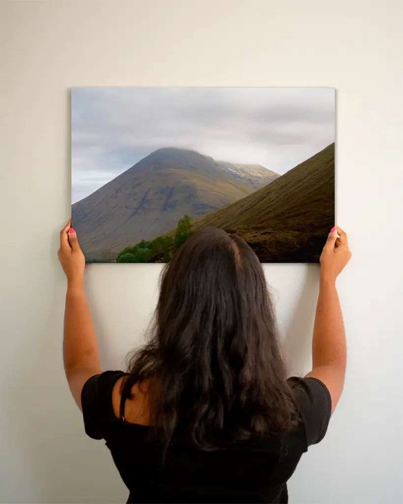 Loch_lomond_scotland_brume_matin_toile_simple_2_femme_mur.webp