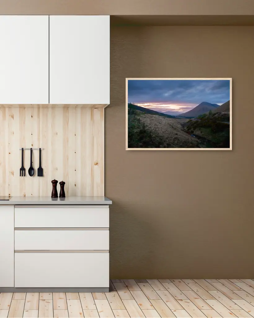 Loch_lomond_scotland_soir_poster_cadre_3_cuisine_moderne.webp