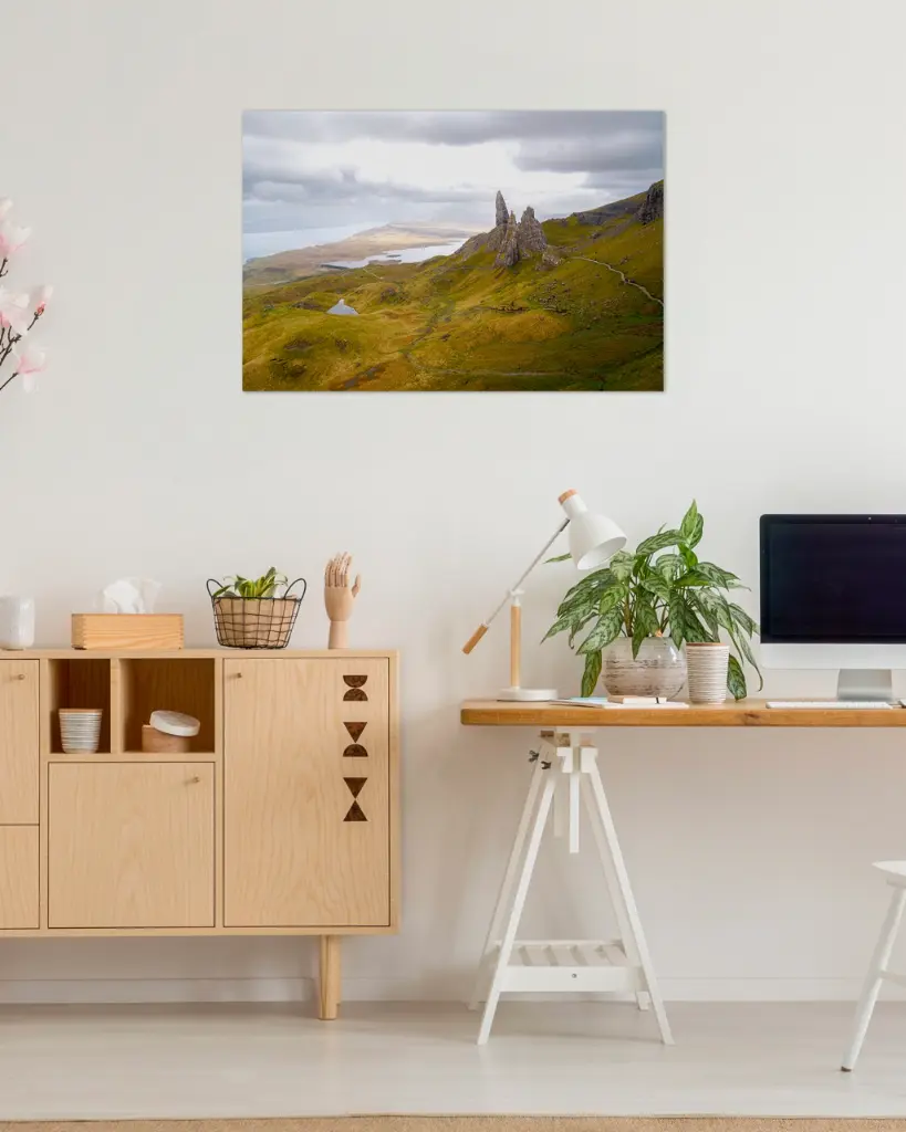 Old_man_storr_drone_fine art_3_bureau_atelier_maison.webp