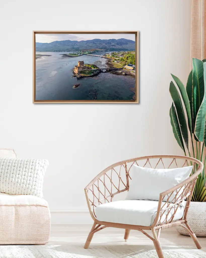 Eilean_donan_chateau_drone_sctoland_toile_cadre_3_salon_osier.webp