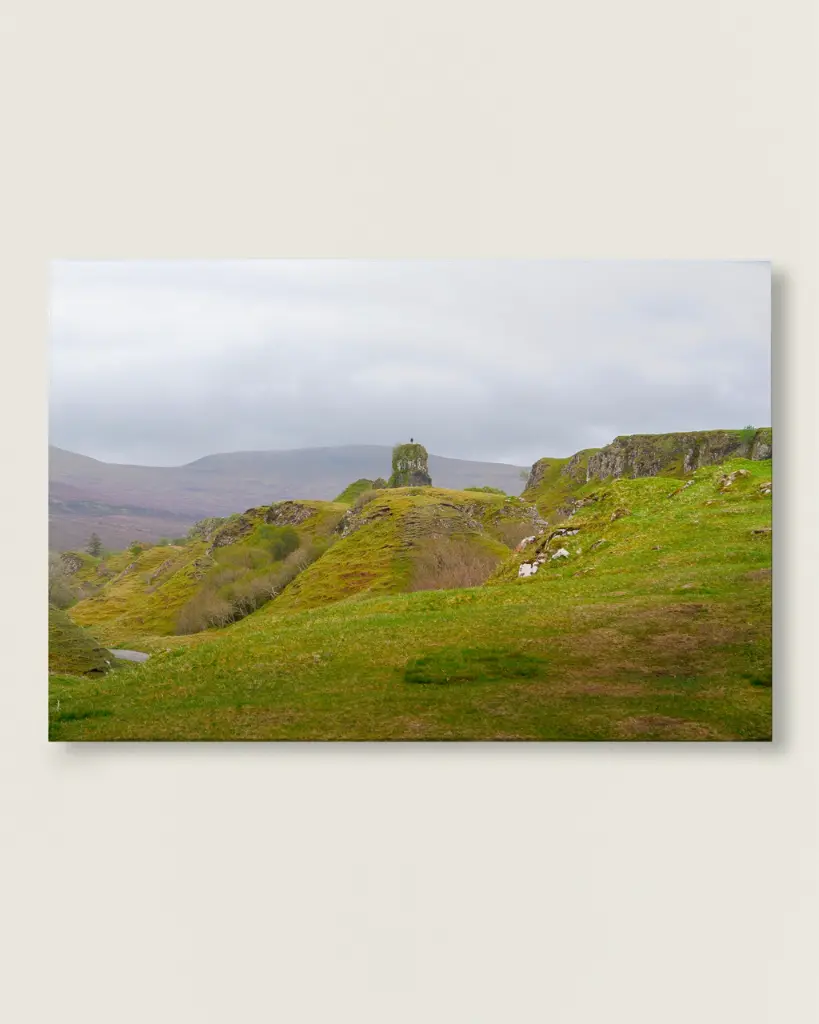 Fairy_glen_montagne_scotland_toile_simple_7.webp
