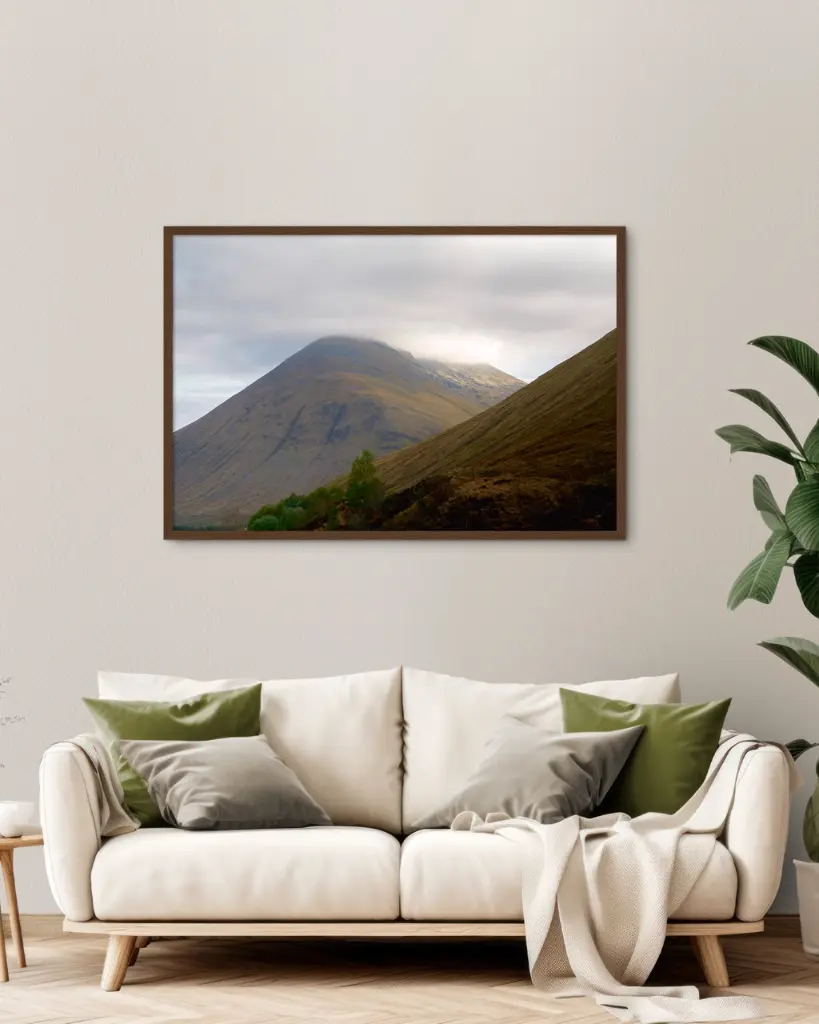 Loch_lomond_scotland_brume_matin_poster_cadre_1_ambiance.webp