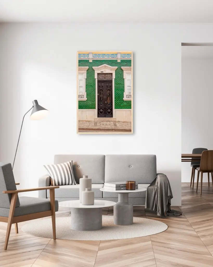 Porte_Verte_Art+Nouveau_poster_encadre_salon_gris_tissus_moderne.webp
