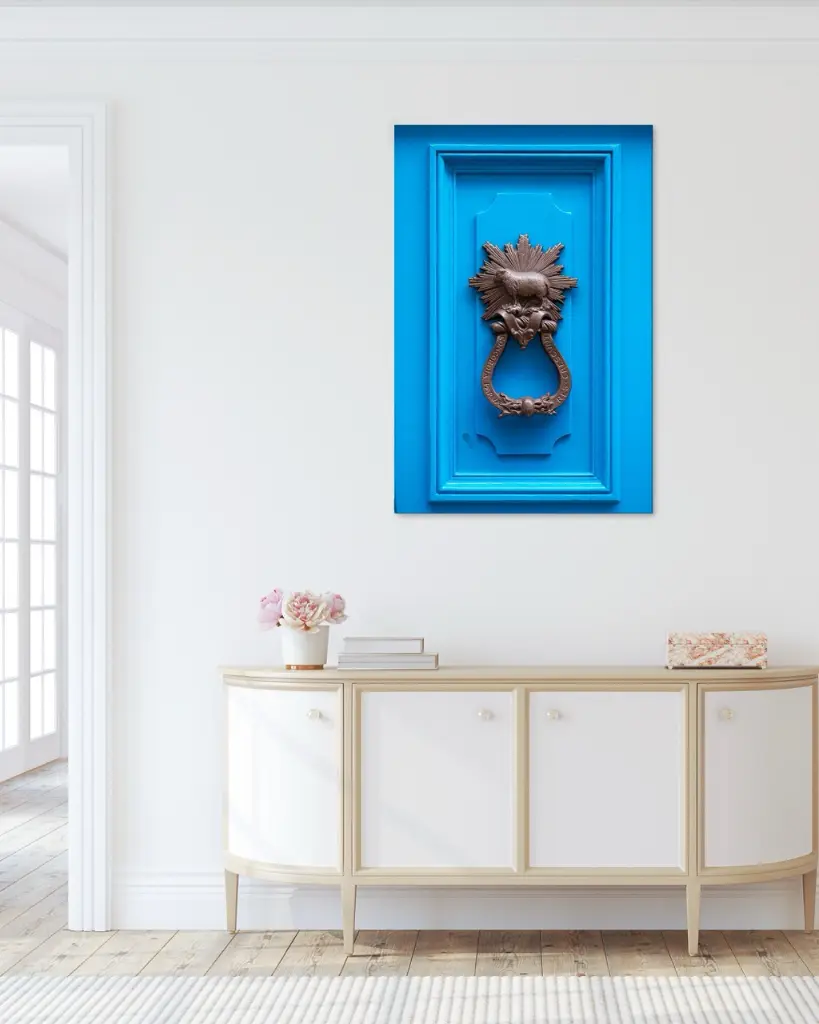 Porte_Bleu_Mouton_toile_couloir_ancien.webp