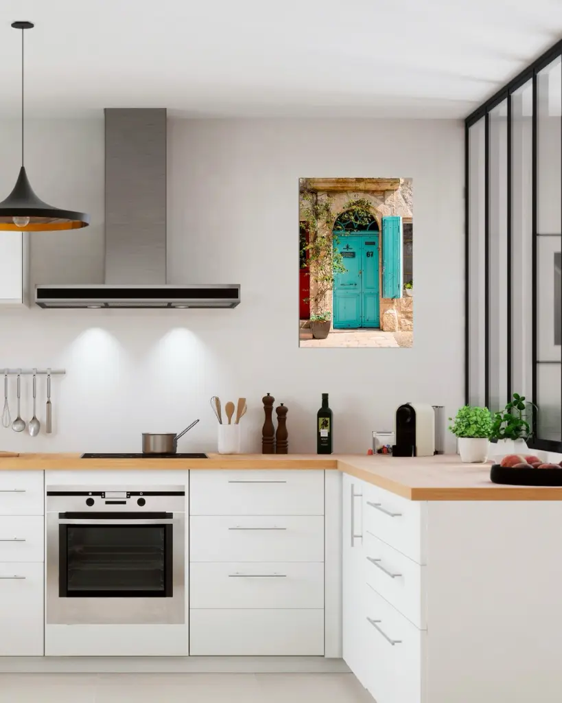 Porte_Bleu_Agenais_aluminium_encadre_cuisine_moderne_industriel.webp