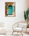 Porte_Bleu_Agenais_toile_encadre_salon_osier.webp