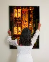 Devanture_Restaurant_Kochi_poster_cadre_3_femme_mur.webp