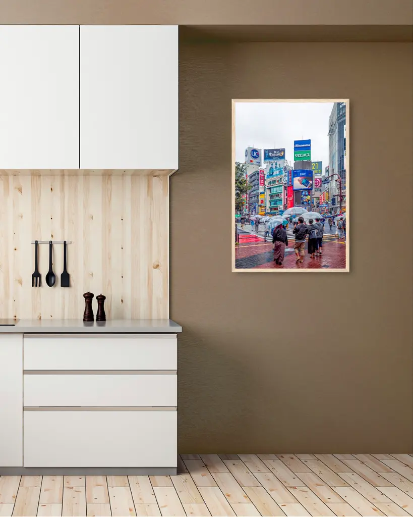 Shibya_Crossing_Pluie_poster_cadre_4_cuisine_moderne.webp