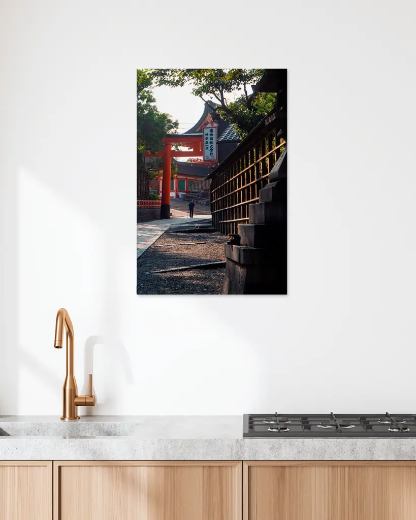 Temple_Inari_Kyoto_Papi_toile_simple_5_cuisine_scandinave_moderne.webp