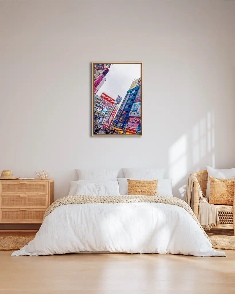Tokyo_Publicité_toile_cadre_5_chambre_osier.webp