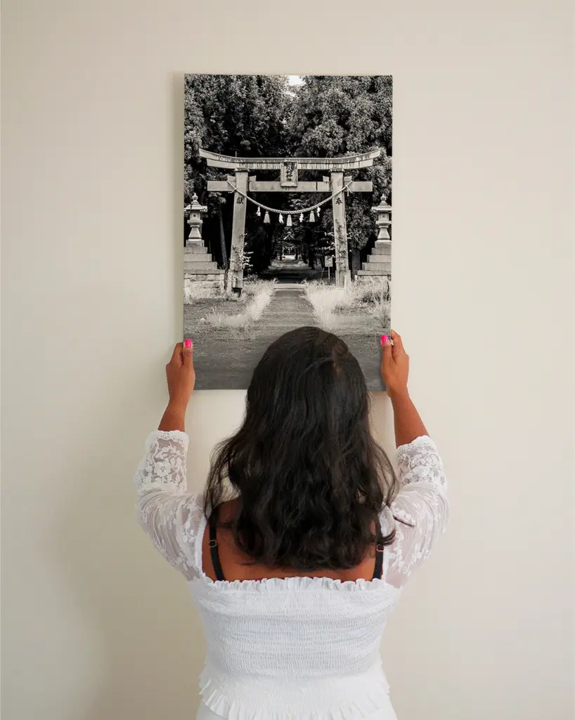 Temple_Torii_Kochi_toile_simple_3_femme_mur.webp