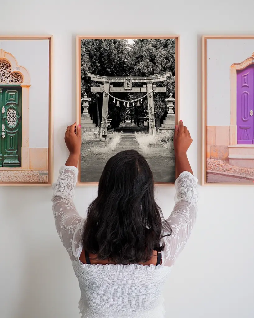 Temple_Torii_Kochi_toile_cadre_3_femme_mur.webp