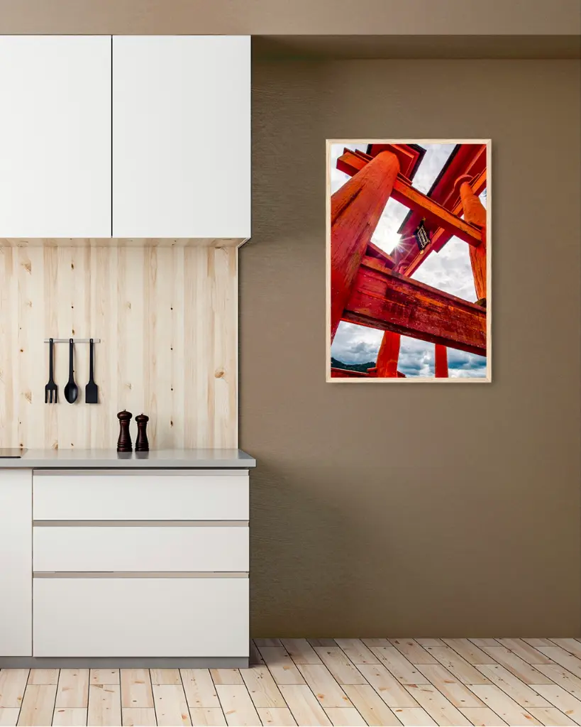 Torii_Miyajima_contre-jour_poster_cadre_4_cuisine_moderne.webp