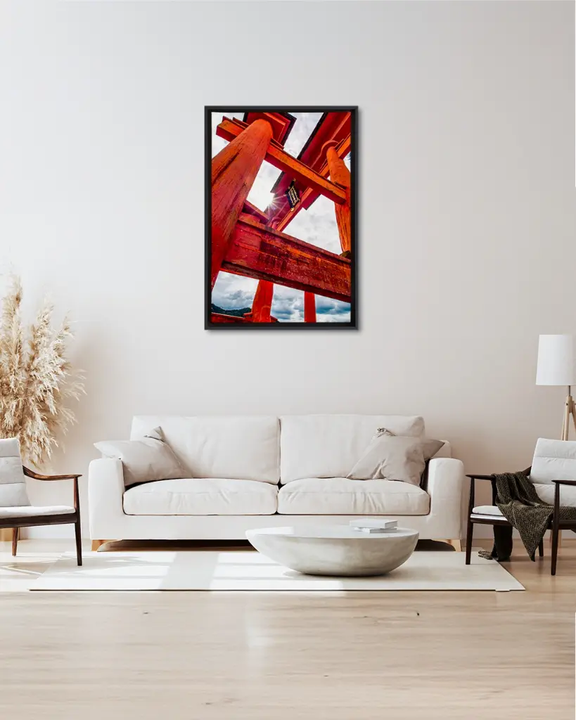 Torii_Miyajima_contre-jour_toile_cadre_2_salon_beige_tissus_moderne.webp