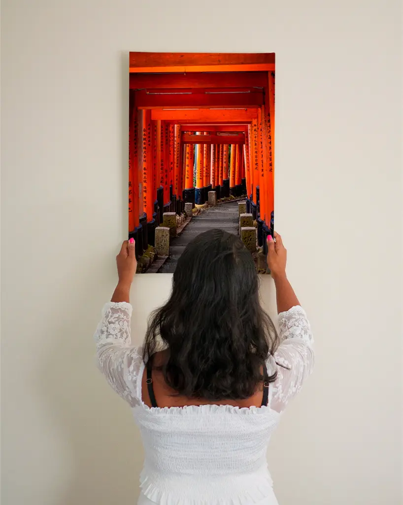 Torii_Temple_Inari_toile_simple_3_femme_mur.webp