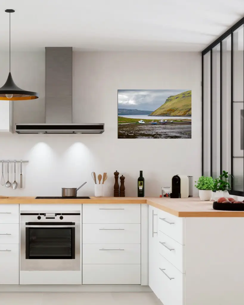 Skye_bateau_montagne_scotland_aluminium_4_encadre_cuisine_moderne_industriel.webp