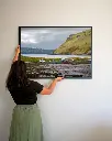 Skye_bateau_montagne_scotland_poster_cadre_3_femme_mur.webp
