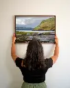 Skye_bateau_montagne_scotland_toile_cadre_3_femme_mur.webp