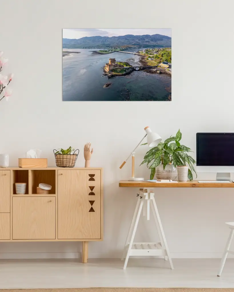 Eilean_donan_chateau_drone_sctoland_fine art_4_bureau_atelier_maison.webp