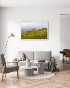 Fairy_glen_montagne_scotland_poster_cadre_2_salon_gris_tissus_moderne.webp