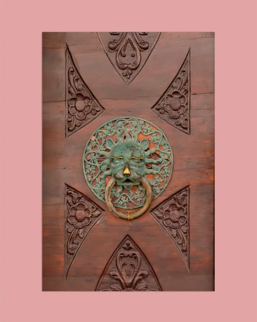 Porte à emblème de tête de lion – Dubrovnik - Tirage d'art