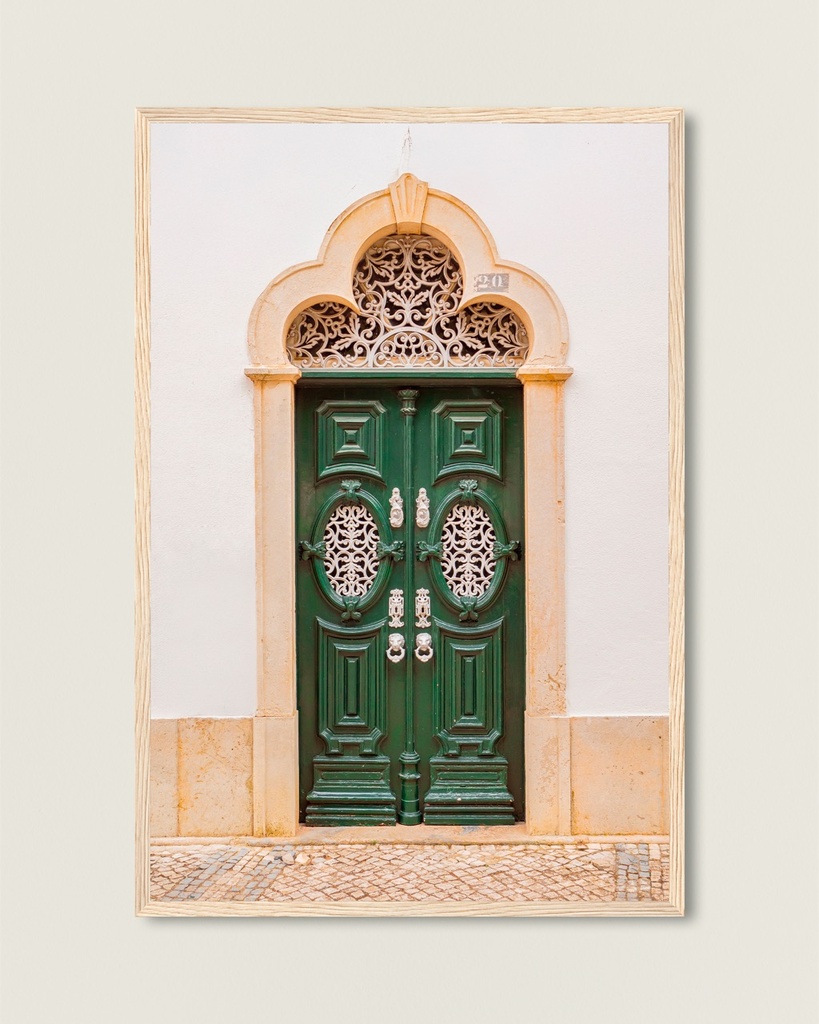 Porte verte au Portugal - Poster encadré (21x29.7 cm / 8x12", Wood frame)
